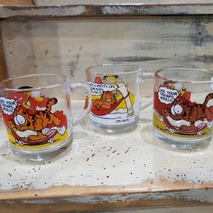 Vintage 1978 McDonald's Garfield cups